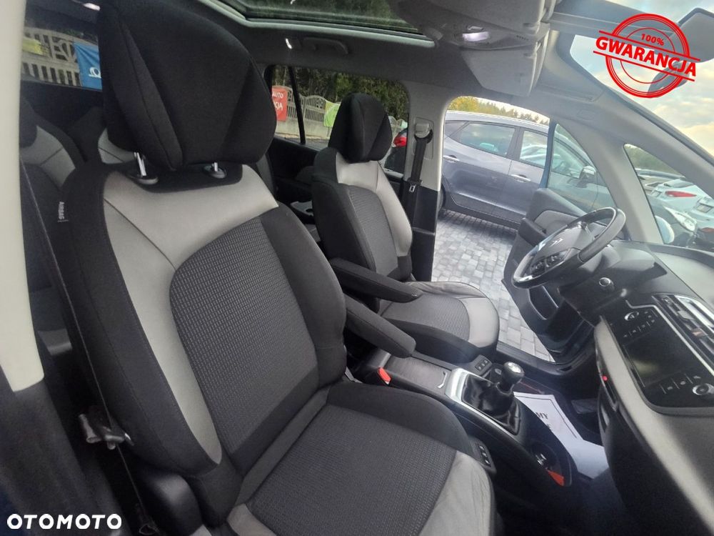 Citroën C4 Grand Picasso - 38