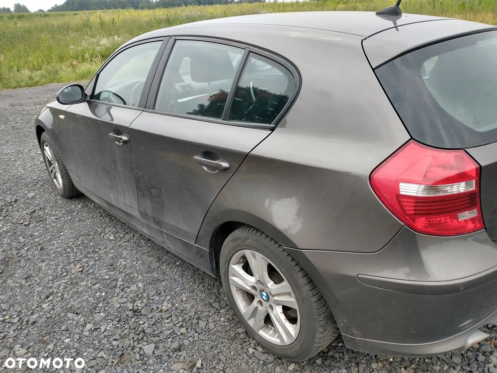 BMW Seria 1 120d - 6