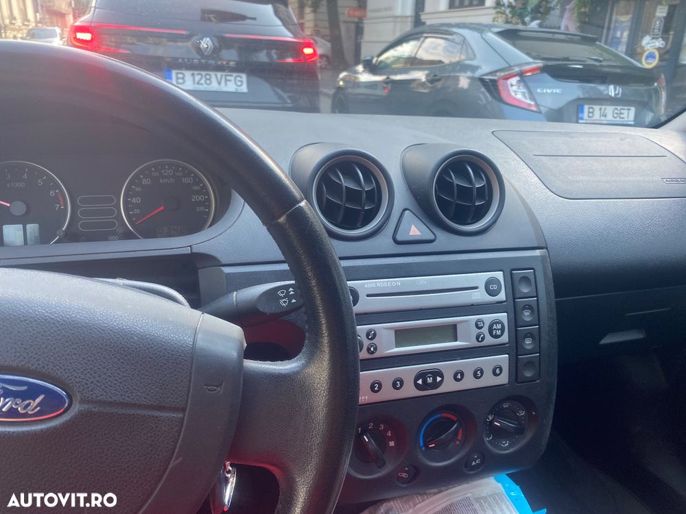 Ford Fiesta - 3