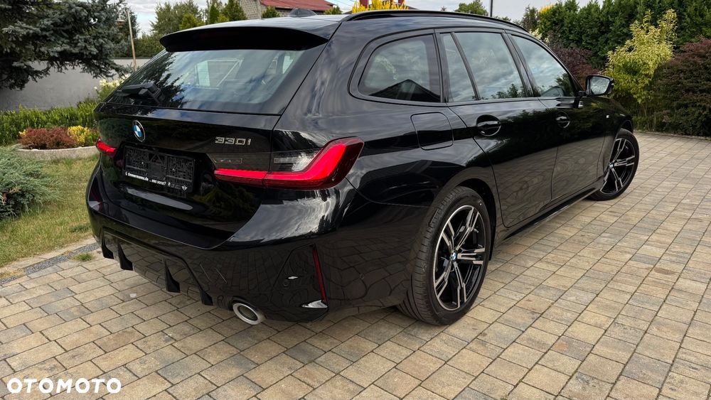 BMW Seria 3 330i xDrive M Sport - 9