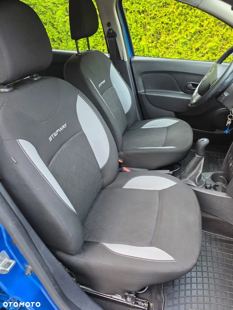 Dacia Sandero TCe 90 Laureate - 15