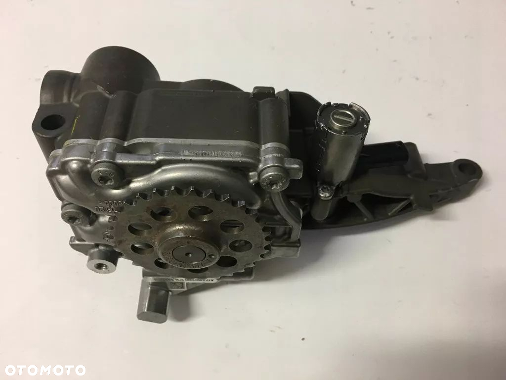 Mercedes AMG pompa oleju 1771801000 A1521800000 - 4