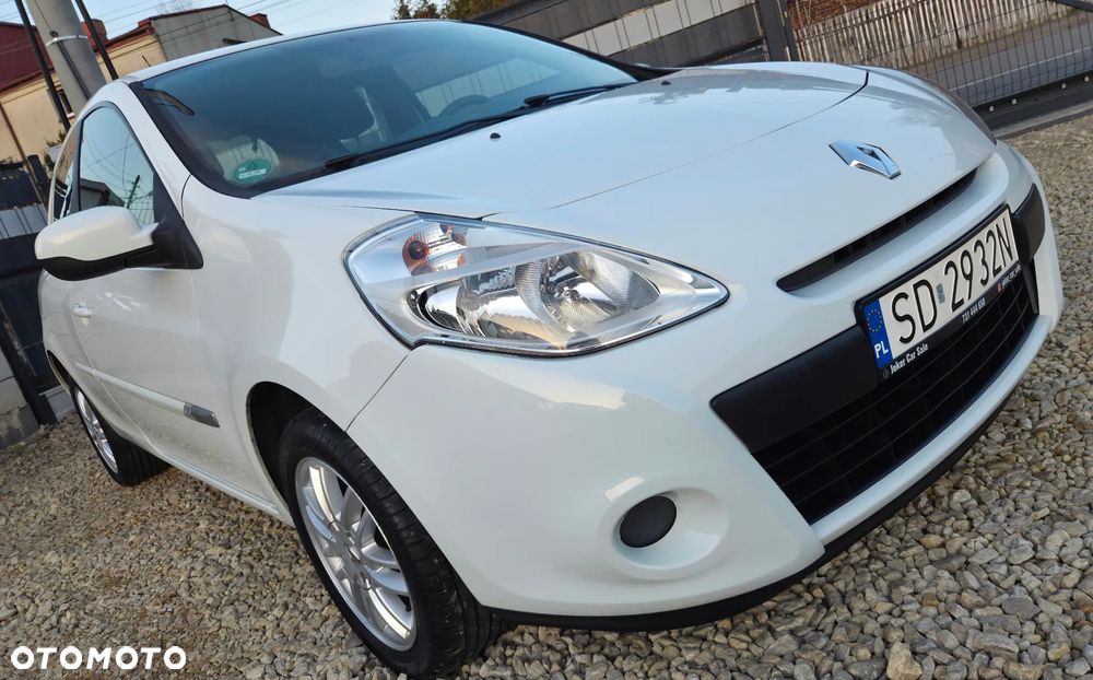 Renault Clio 1.2 16V 75 Collection - 9