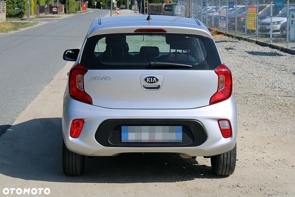 Kia Picanto - 8