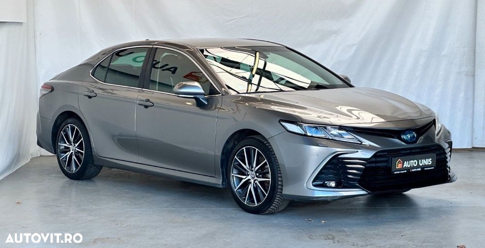 Toyota Camry Executive - 2