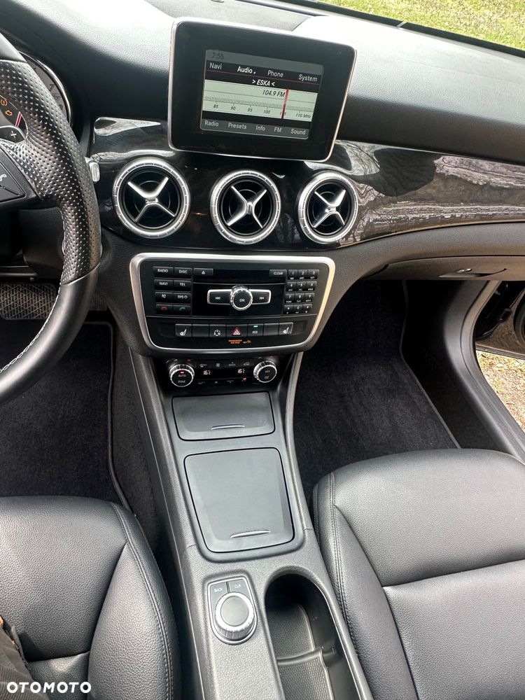 Mercedes-Benz CLA 250 4-Matic - 26