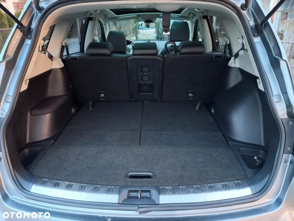 Nissan Qashqai+2 - 23