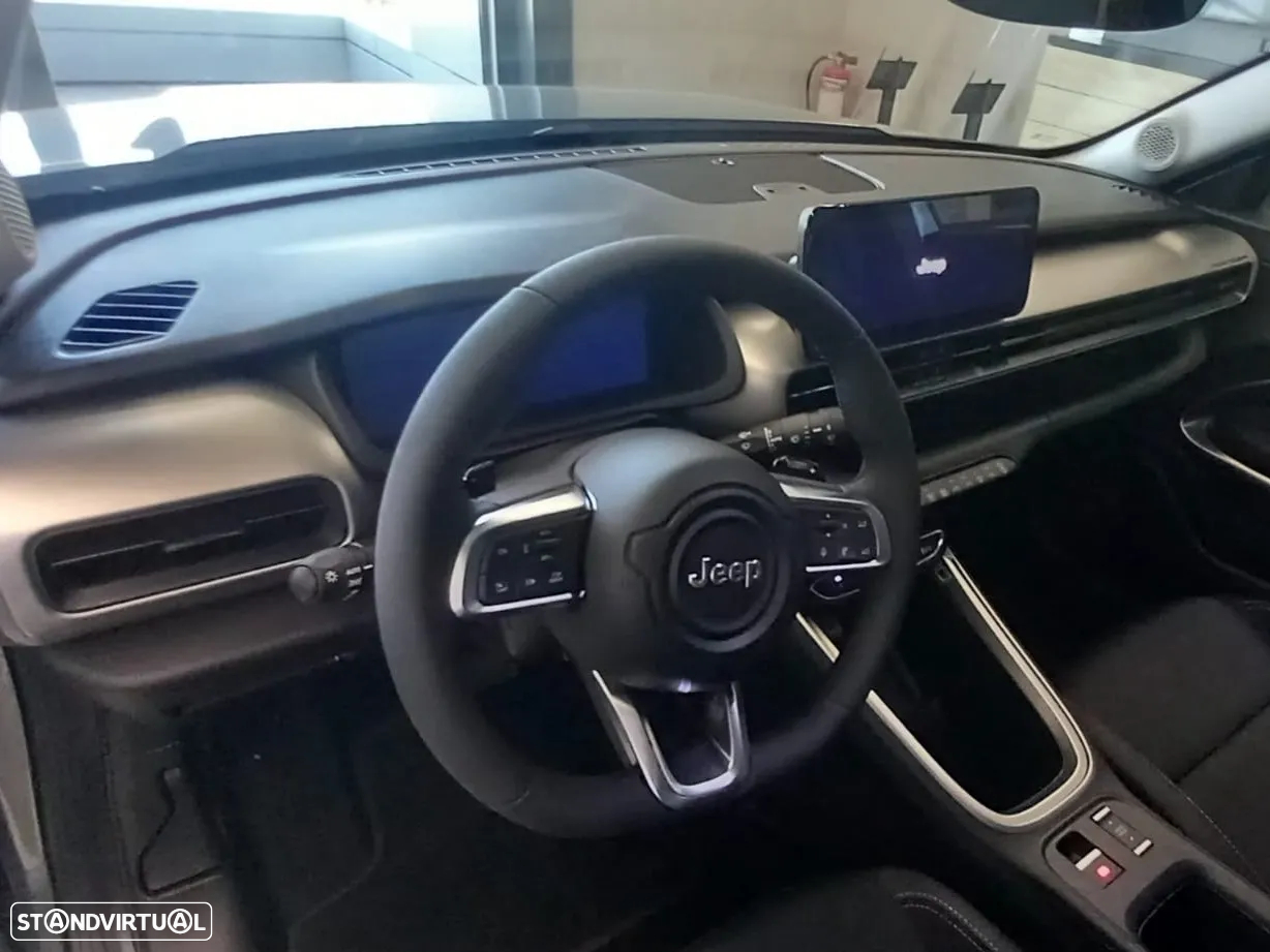 Jeep Avenger 1.2 e-Hybrid Altitude DCT - 10