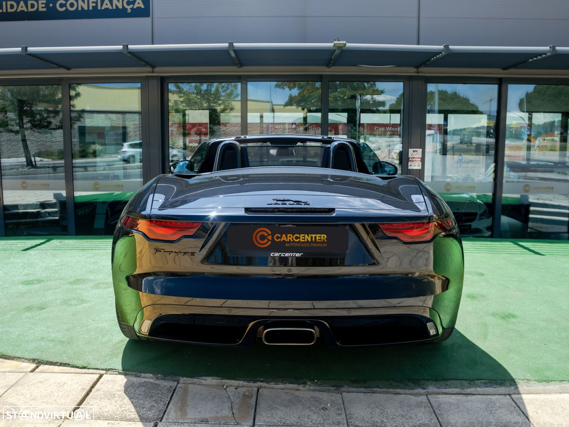 Jaguar F-Type 2.0 i4 R-Dynamic Black - 29