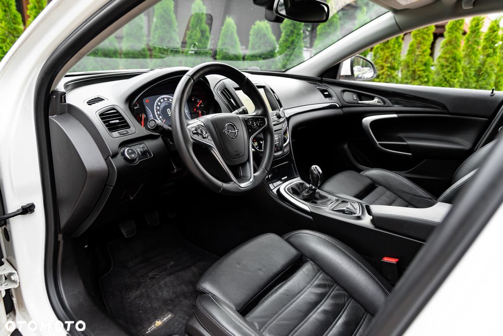 Opel Insignia 1.6 T Cosmo S&S - 17
