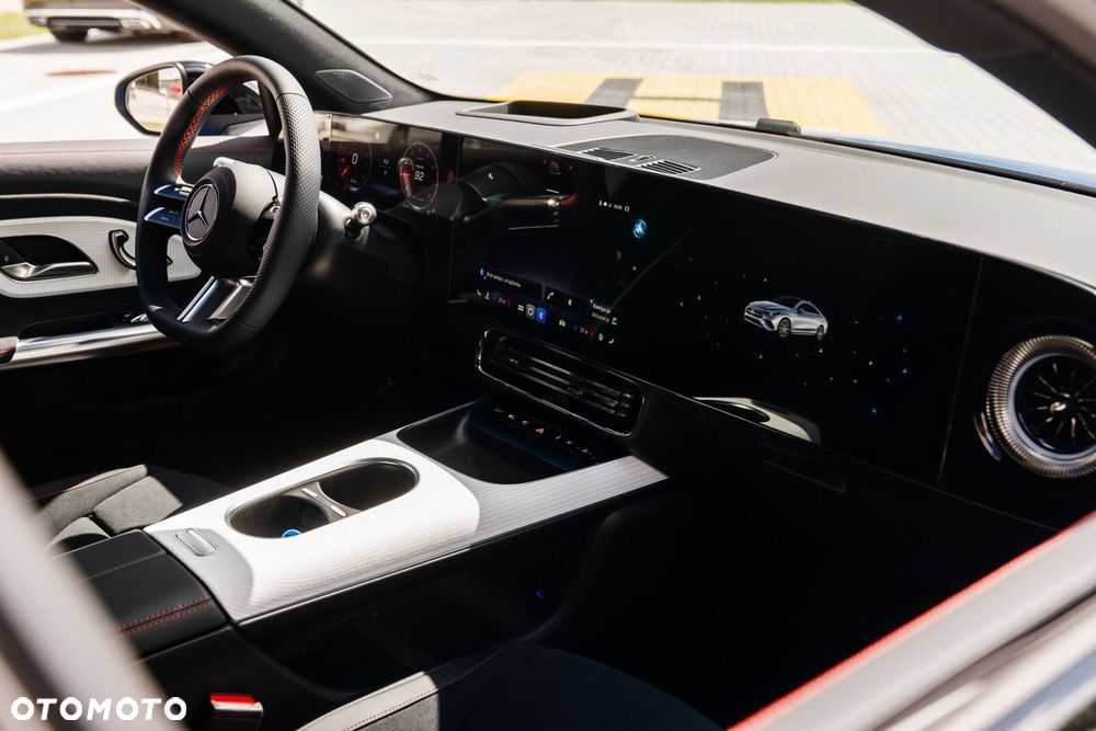 Mercedes-Benz CLA - 13