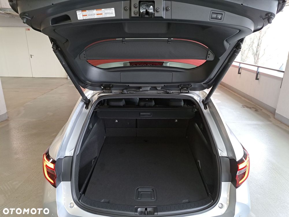 Toyota Corolla 1.8 Hybrid Style - 14