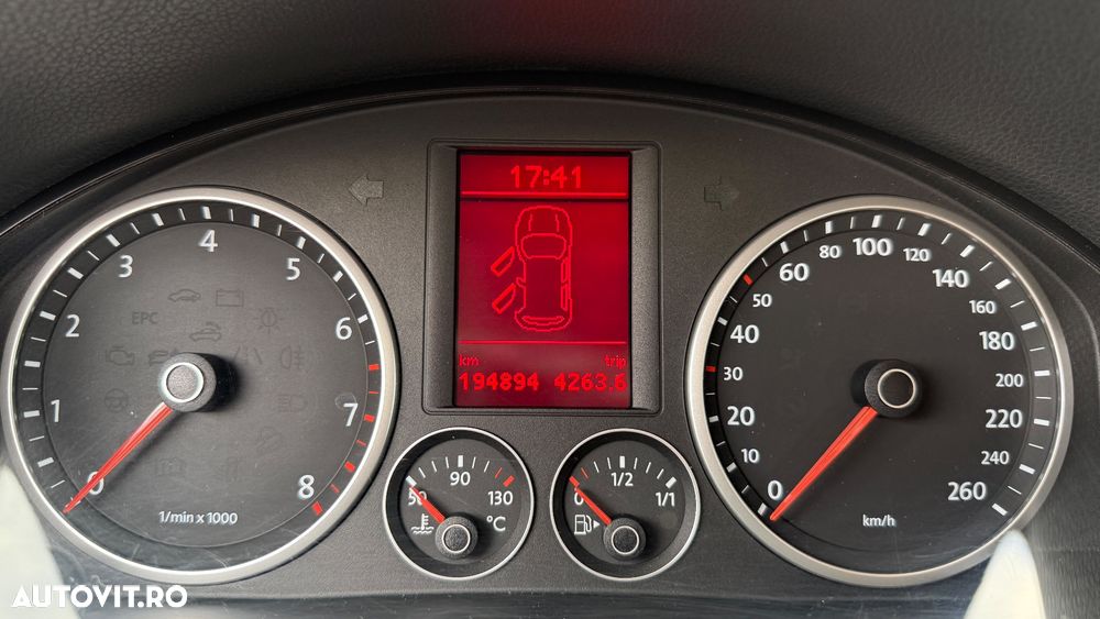 Volkswagen Tiguan - 15