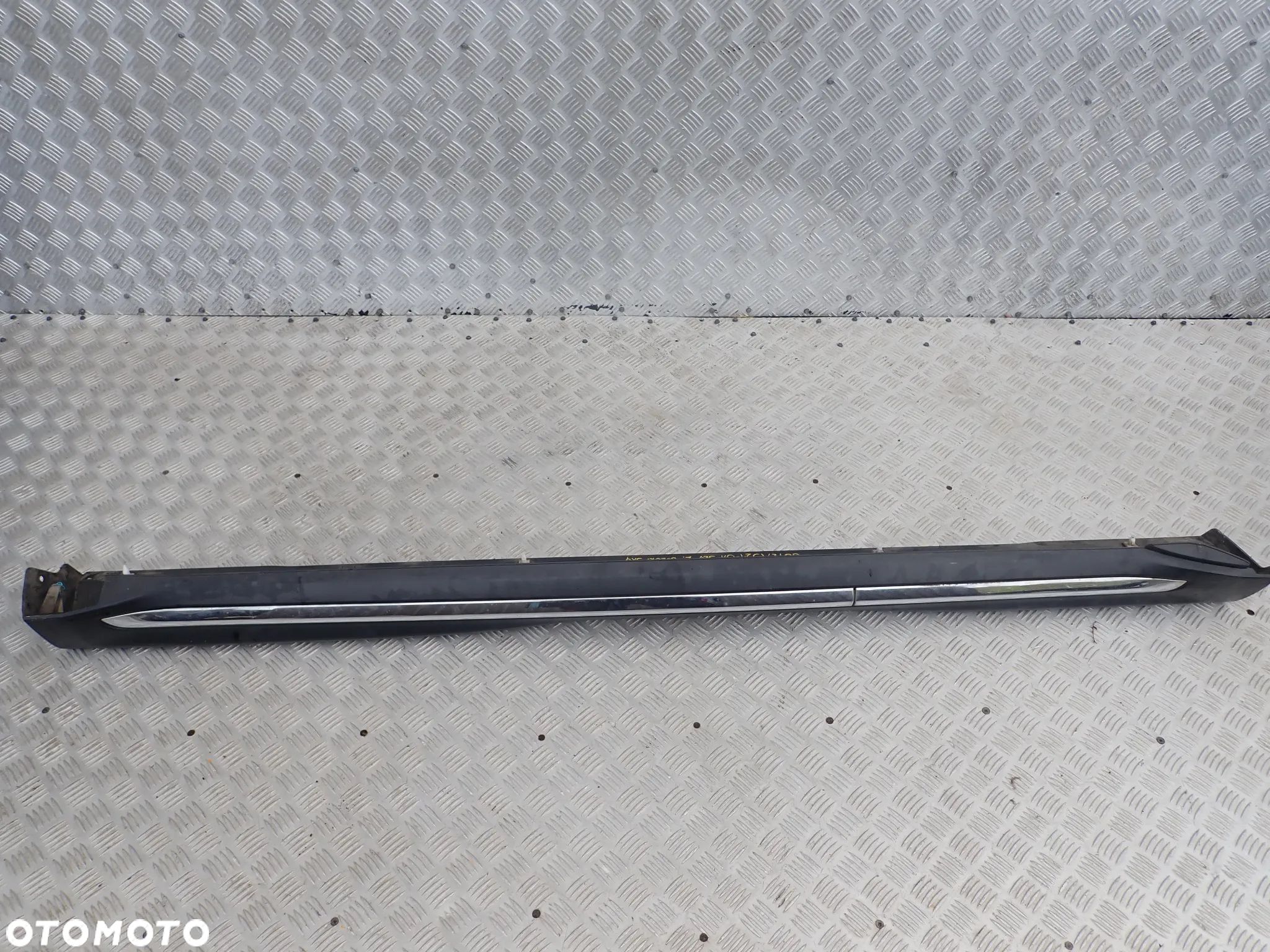 LISTWA PROGOWA MITSUBISHI OUTLANDER 6512A321-01 - 1