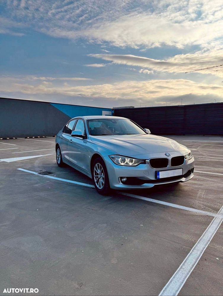 BMW Seria 3 318d xDrive - 2