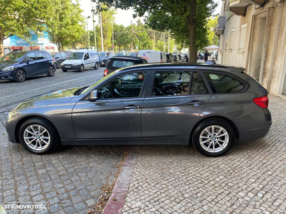 BMW 318 d Touring Ultimate - 11