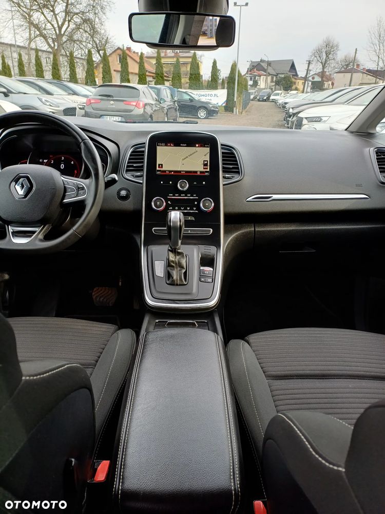 Renault Scenic - 20