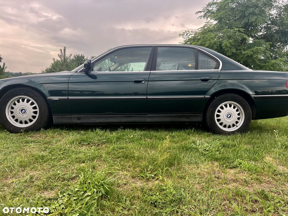 BMW Seria 7 - 5