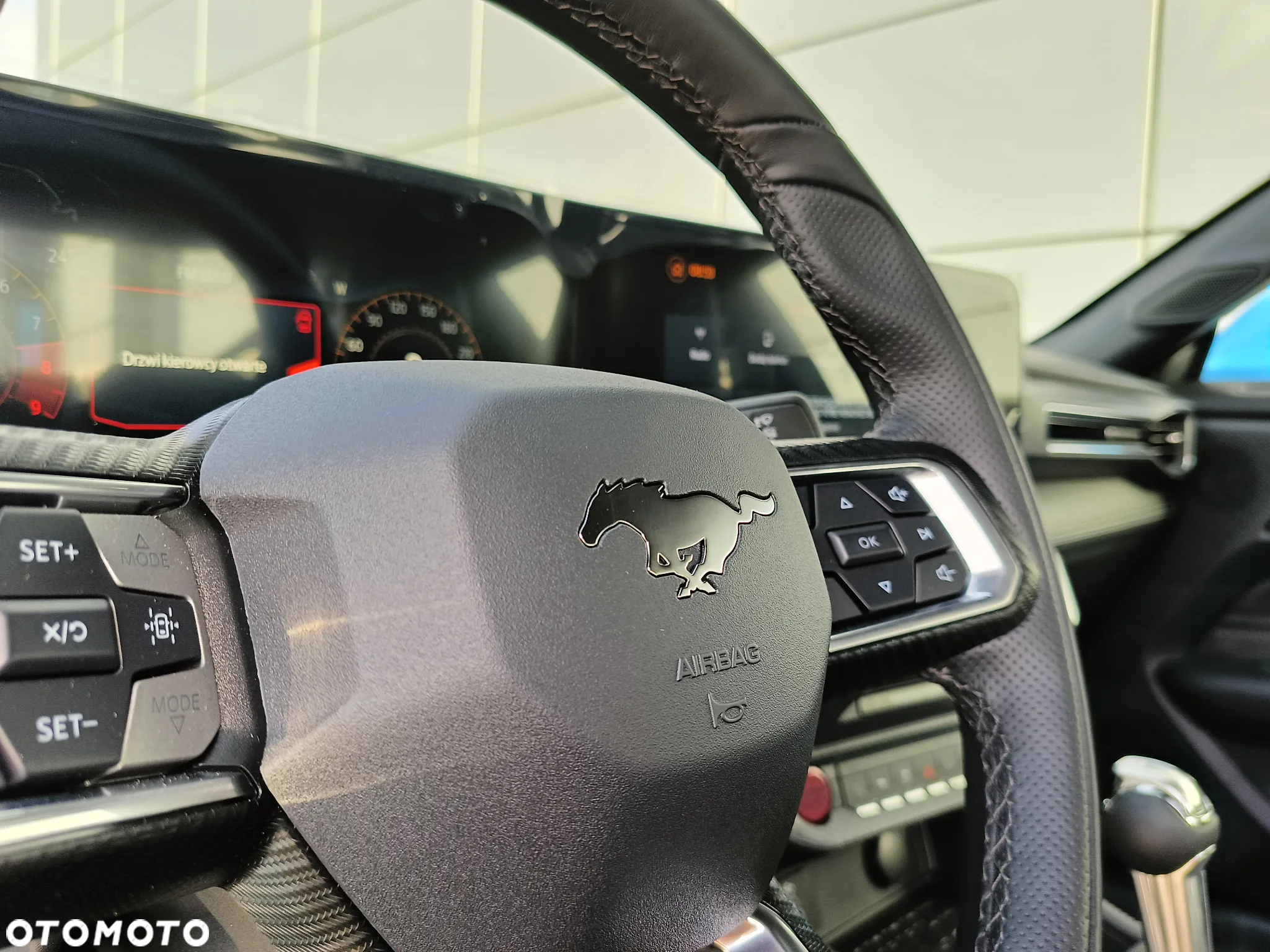 Ford Mustang 5.0 V8 GT - 18