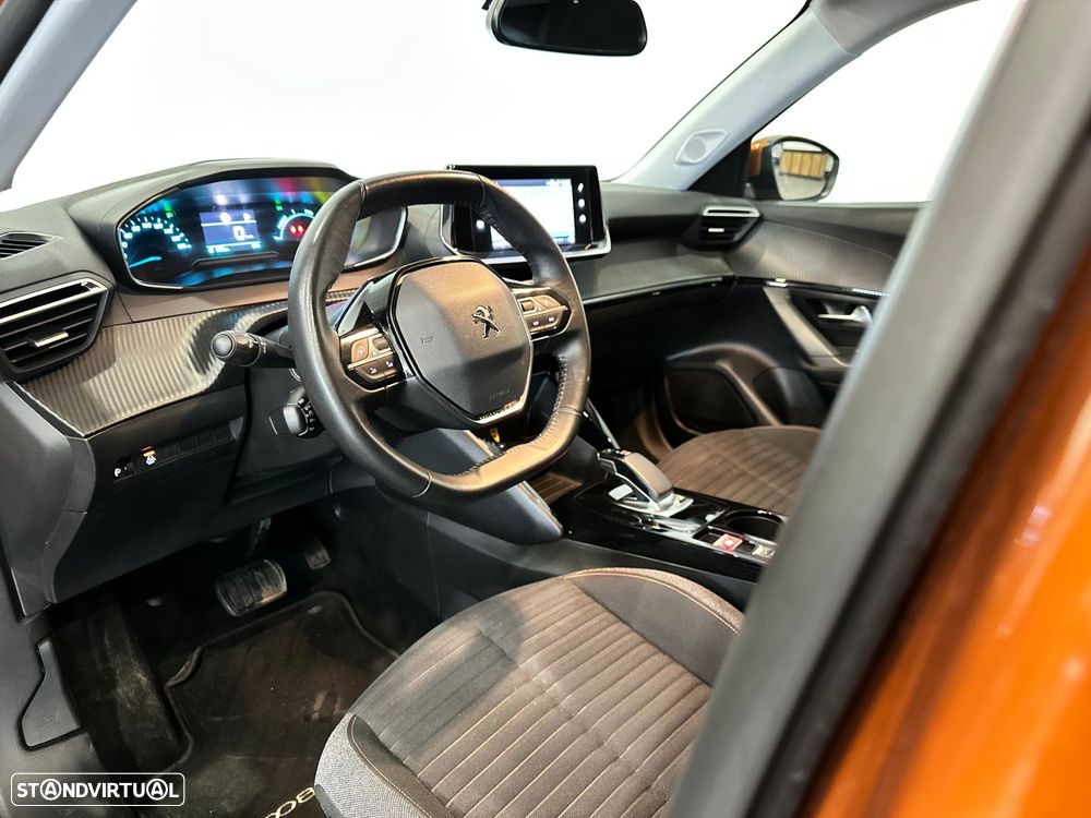 Peugeot e-2008 50 kWh Active - 14