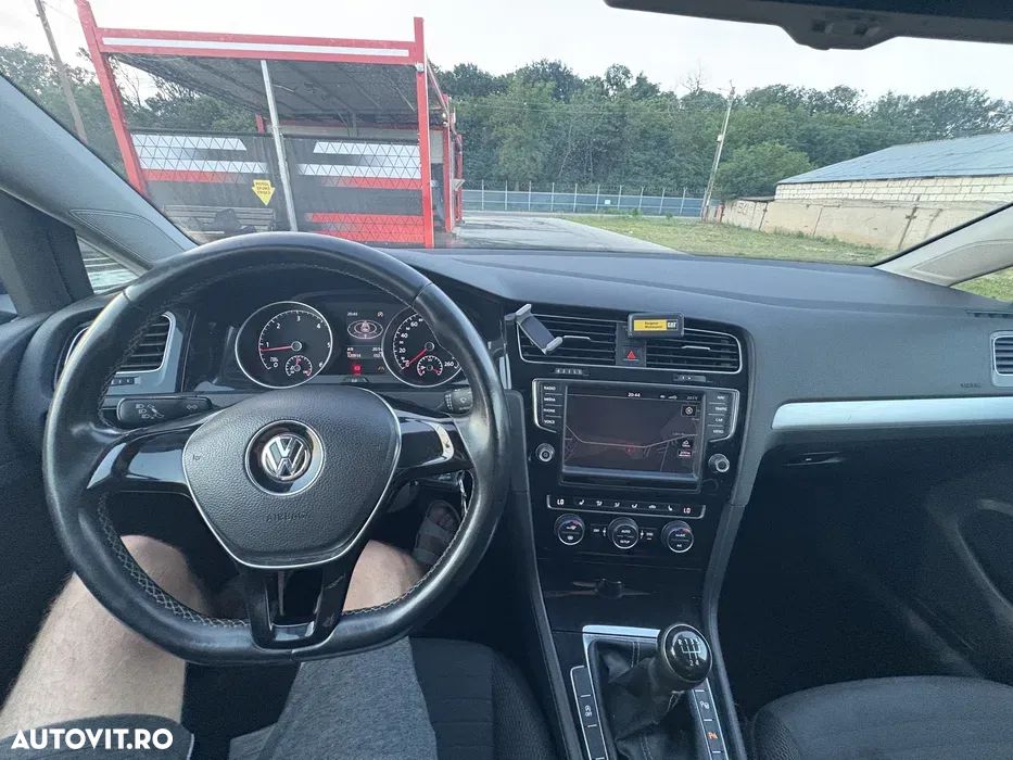 Volkswagen Golf 1.6 TDI BlueMotion Technology Cup - 5