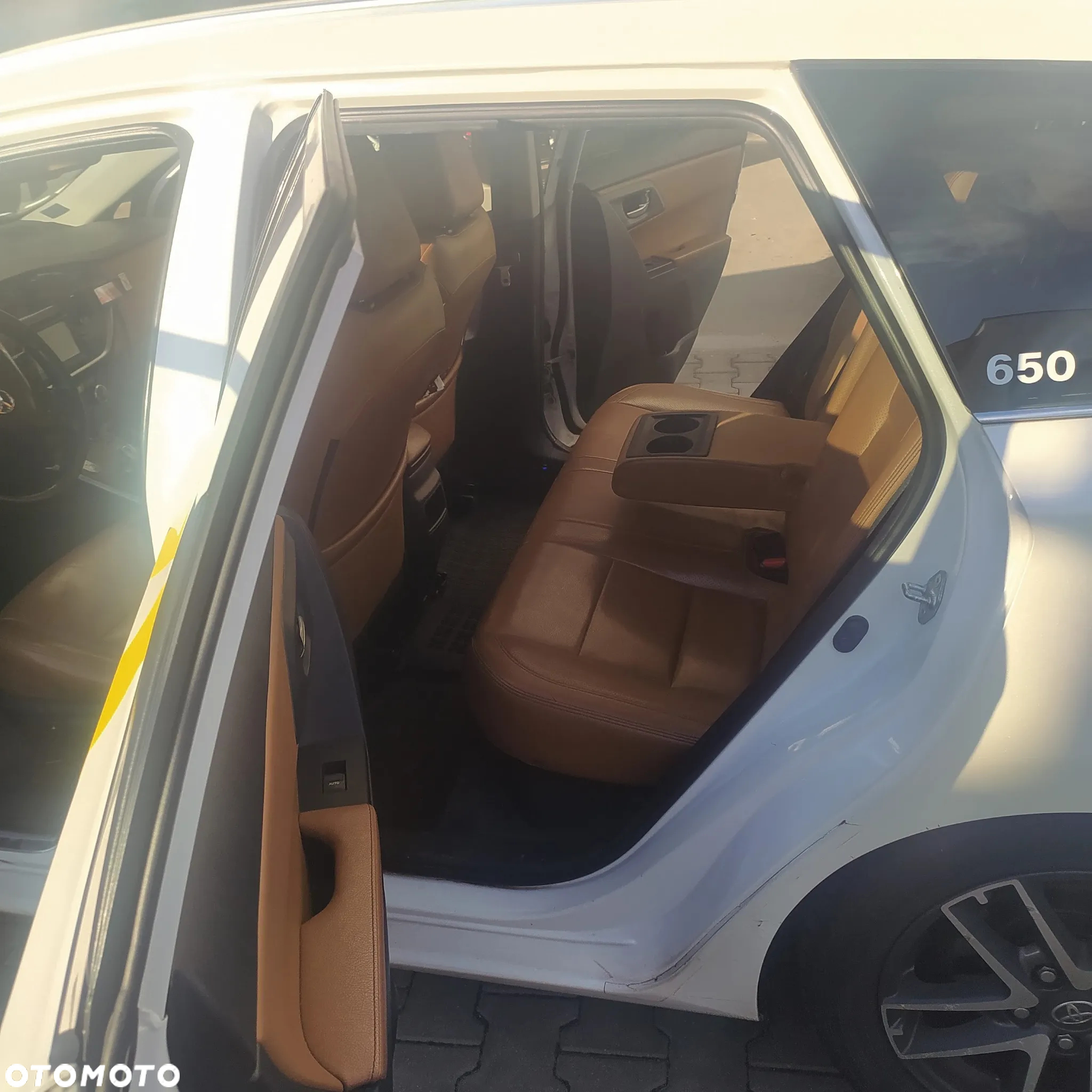 Toyota Auris 1.8 HSD Prestige NAVI - 6