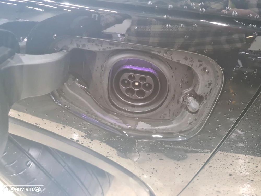 Volvo XC 40 1.5 T5 PHEV Momentum Plus - 10