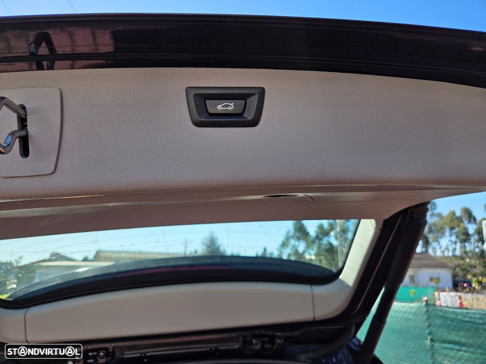 BMW 320 d LifeStyle - 14