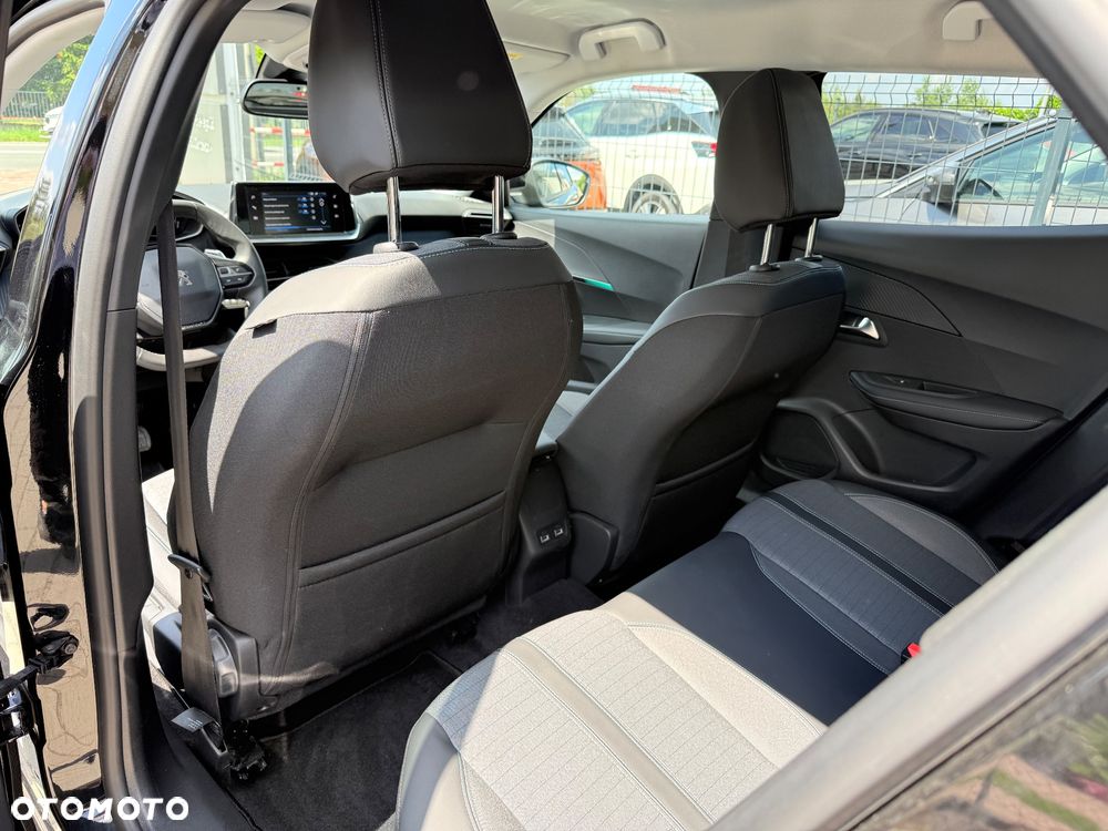 Peugeot 2008 PureTech 130 EAT8 Allure - 10