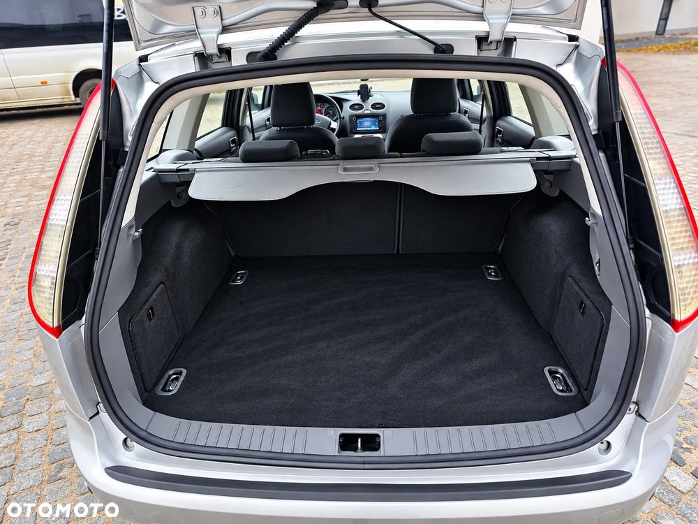 Ford Focus - 9