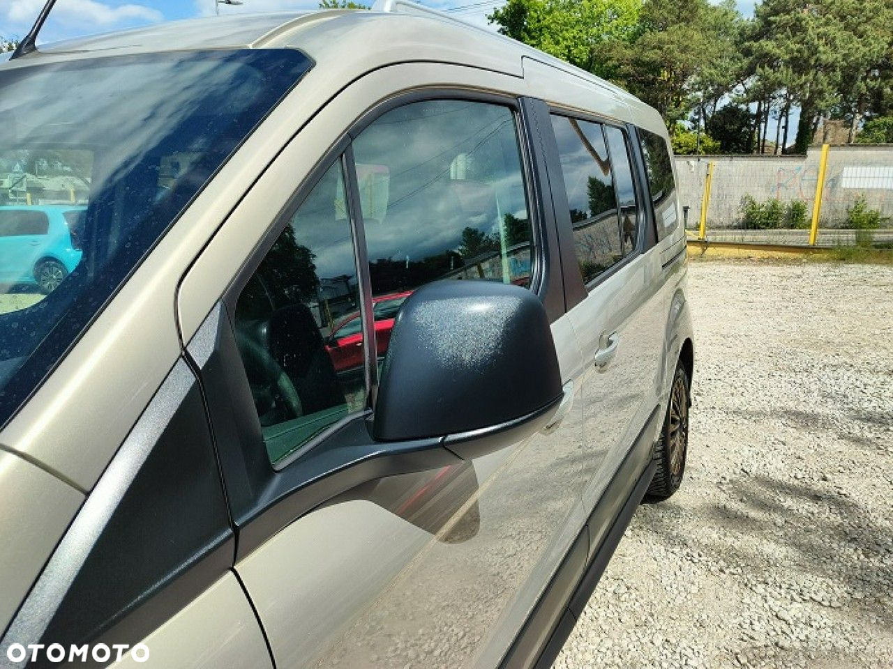 Ford Tourneo Connect Grand - 8