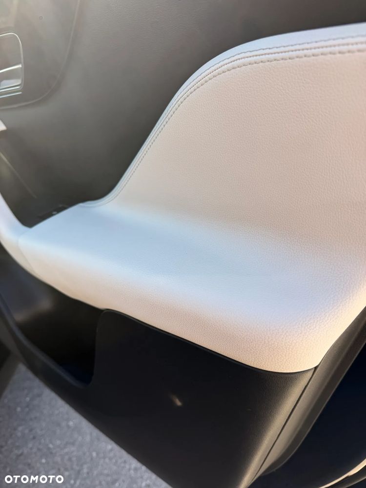 Jaguar F-Pace 2.0 i4D AWD R-Sport - 23