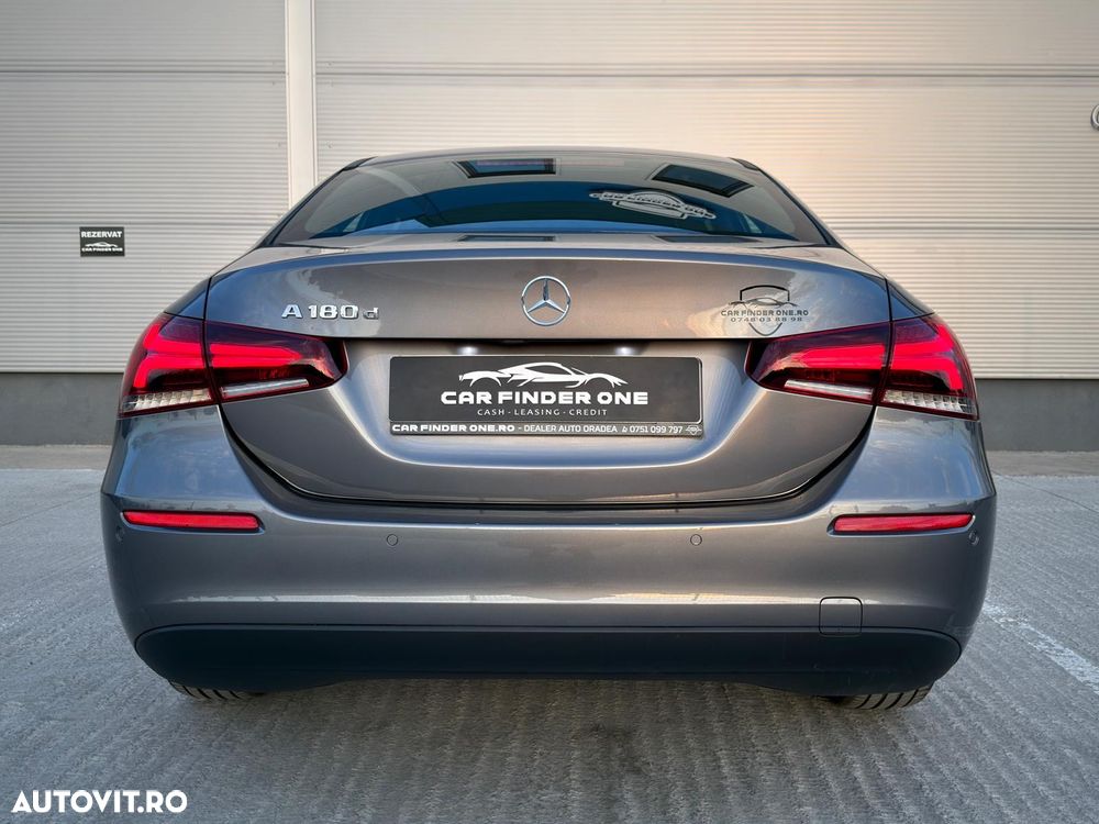 Mercedes-Benz A 180 d Sedan 8G-DCT Lim. Progressive Advanced - 36