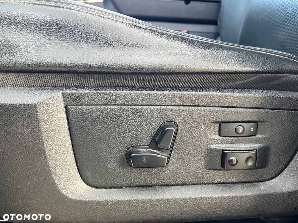 Dodge RAM 1500 5.7 4x4 - 29