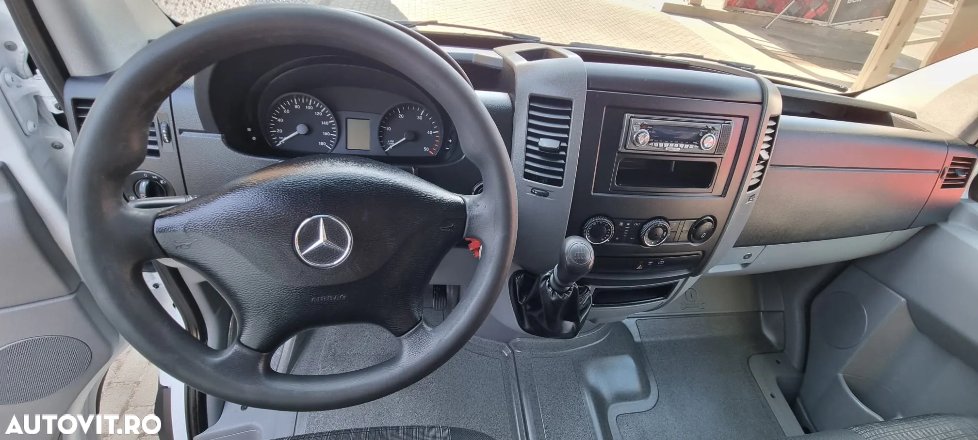Mercedes-Benz Sprinter - 7