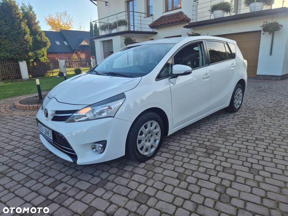 Toyota Verso 1.8 5-Sitzer Comfort - 1