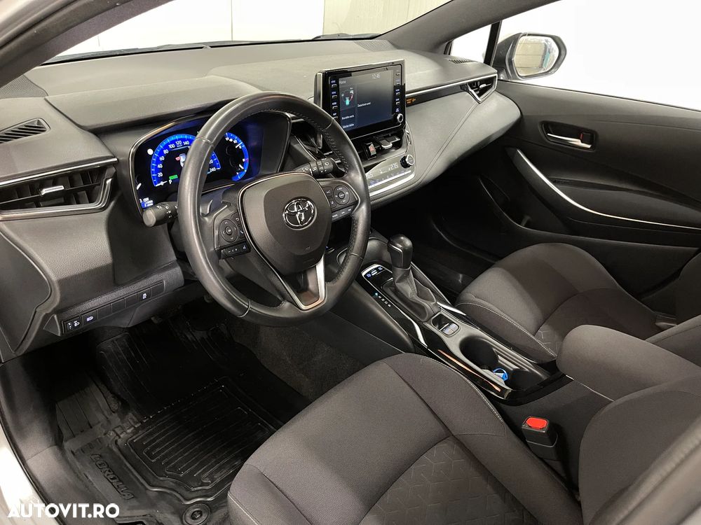 Toyota Corolla 1.8 HSD Dynamic - 5