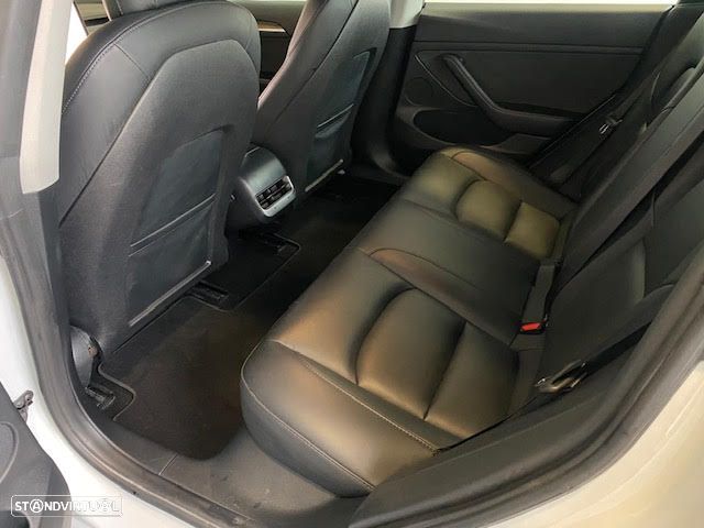 Tesla Model 3 Long Range Tração Traseira - 14