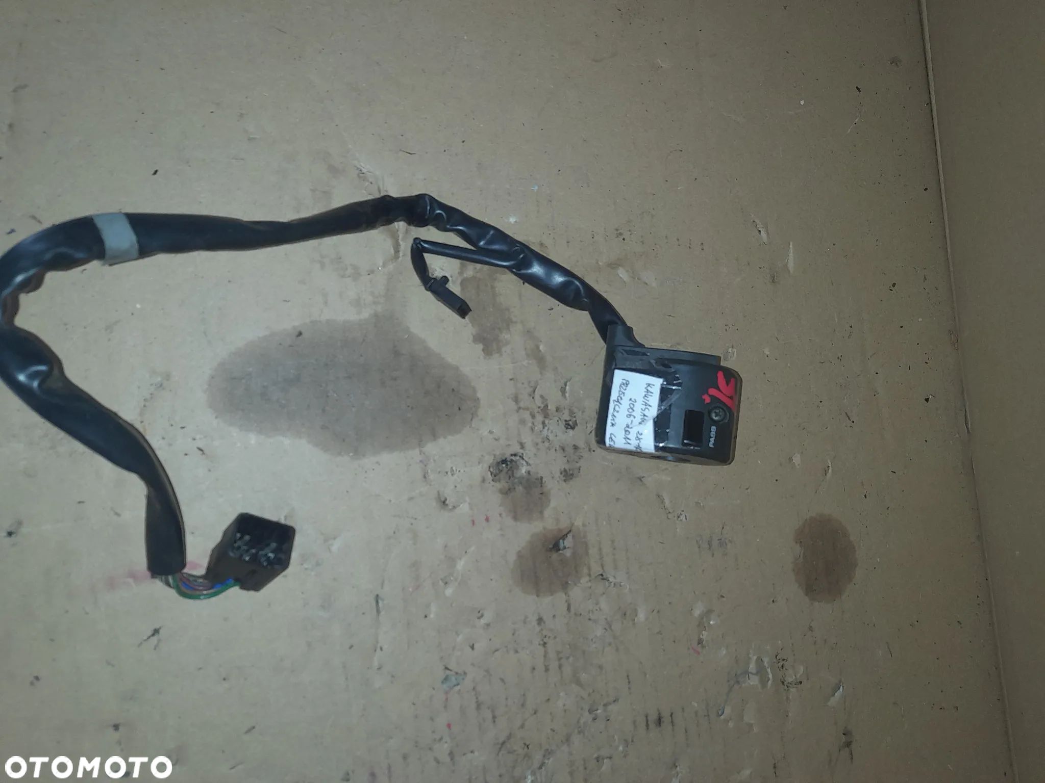 KAWASAKI ZX 10 r 2006 - 2011 PRZEŁĄCZNIK LEWY - 1