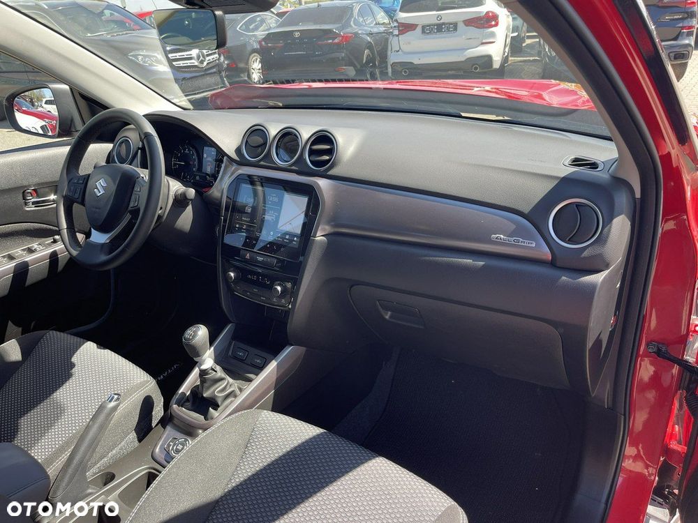 Suzuki Vitara 1.4 Boosterjet Hybrid Allgrip Comfort+ - 11