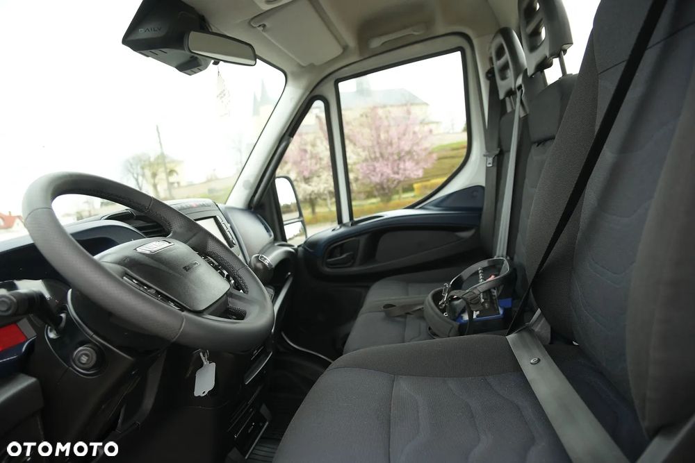 Iveco DAILY 72-180 3.0 HPI 180KM * HDS HC60 * Sterowanie Radiowe! * Wywrotka 3 Stronna * Pełna Hydraulika! - 19