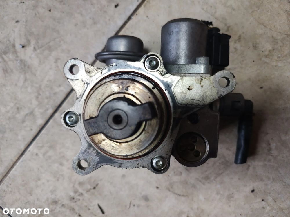 CITROEN C4 2,0HDI POMPA WTRYSKOWA 9685704880 - 1