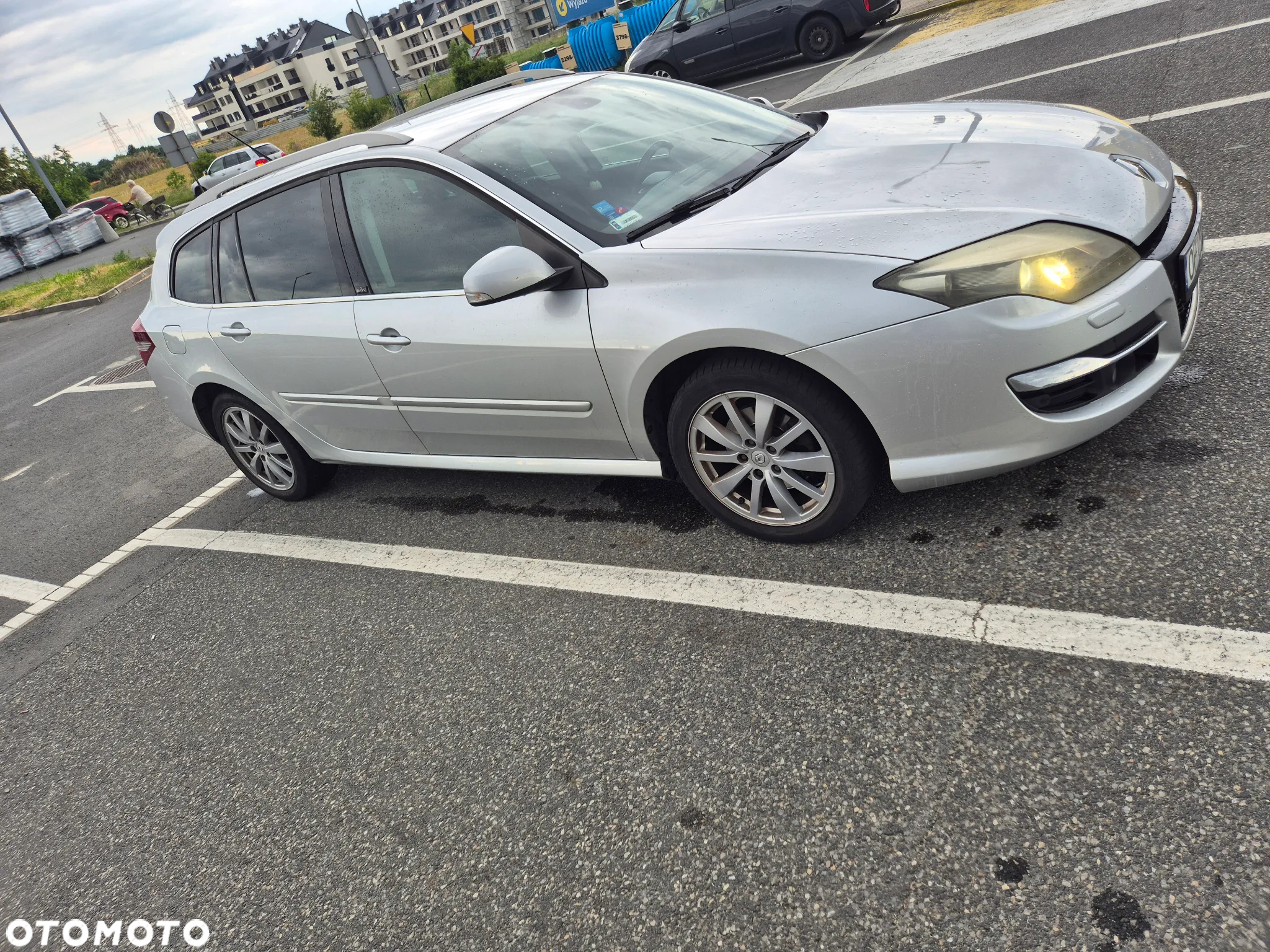 Renault Laguna 2.0 dCi Initiale - 4