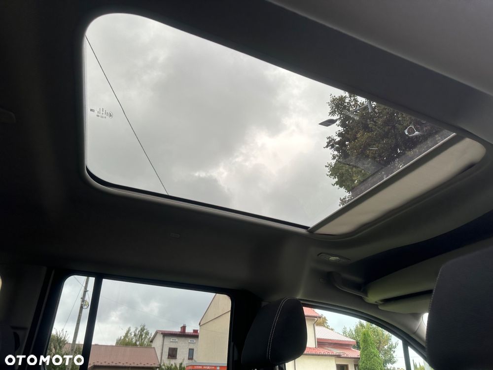 Ford Tourneo Connect Grand 1.6 TDCi Titanium - 24