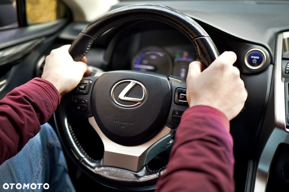 Lexus NX 300h Elegance AWD - 21