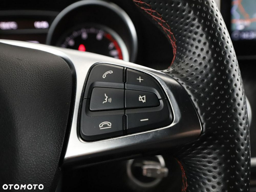 Mercedes-Benz Klasa A 180 (BlueEFFICIENCY) AMG Sport - 29