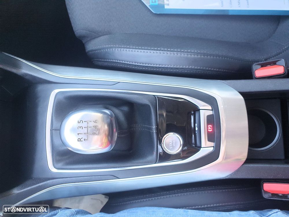 Peugeot 308 1.6 BlueHDi Allure J17 - 27