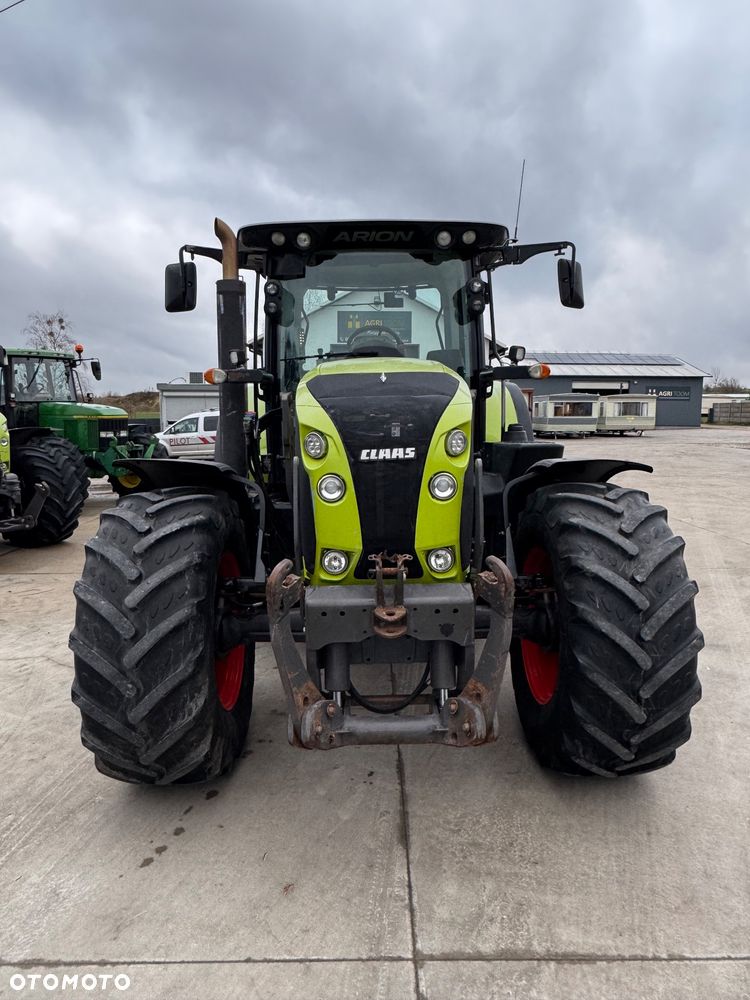 Claas Arion 640 - 10