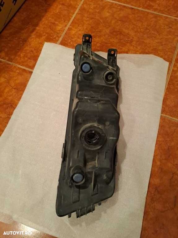 Proiector stanga original Skoda Octavia 3 cod 5E0941699C - 2