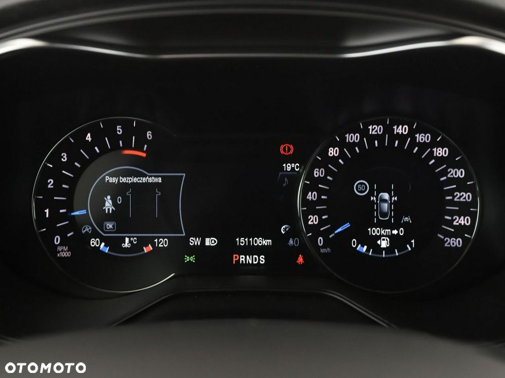 Ford Mondeo 2.0 EcoBlue Titanium - 23